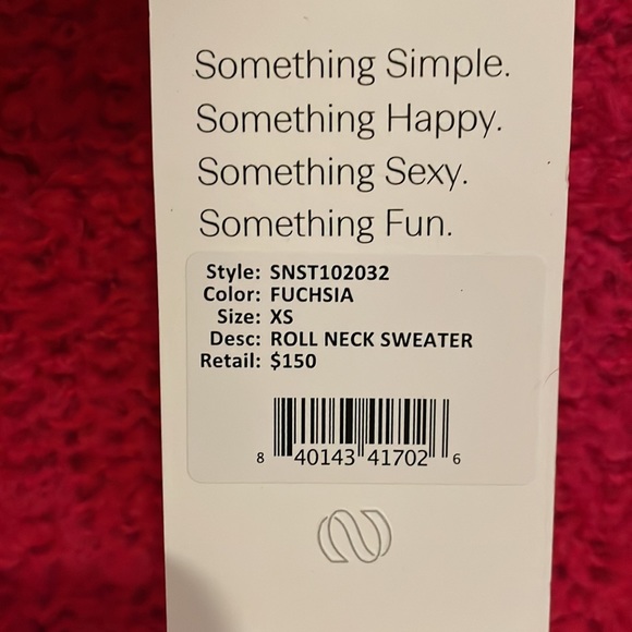 NWT Something Navy Fuchsia Roll Neck Sweater in size XS - Picture 5 of 8